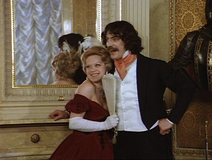 Андрей миронов соломенная шляпка. В каком городе снималась соломенная шляпка. Андрей миронов соломенная шляпка. Людмила гурченко соломенная шляпка. Соломенная шляпка гурченко и миронов.