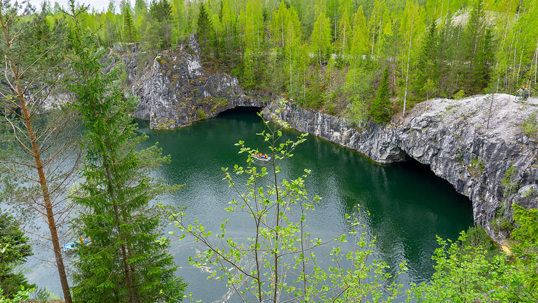 Рускеала Карелия. Горный парк Рускеала. Рускеала сплав по реке. Ruskeala Mountain Park перевод.