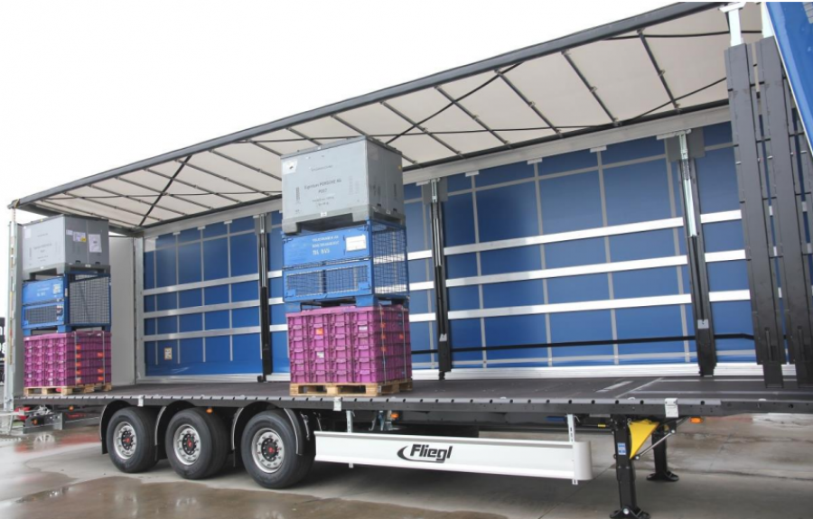 Fliegl представил шторный полуприцеп с подъемной крышей