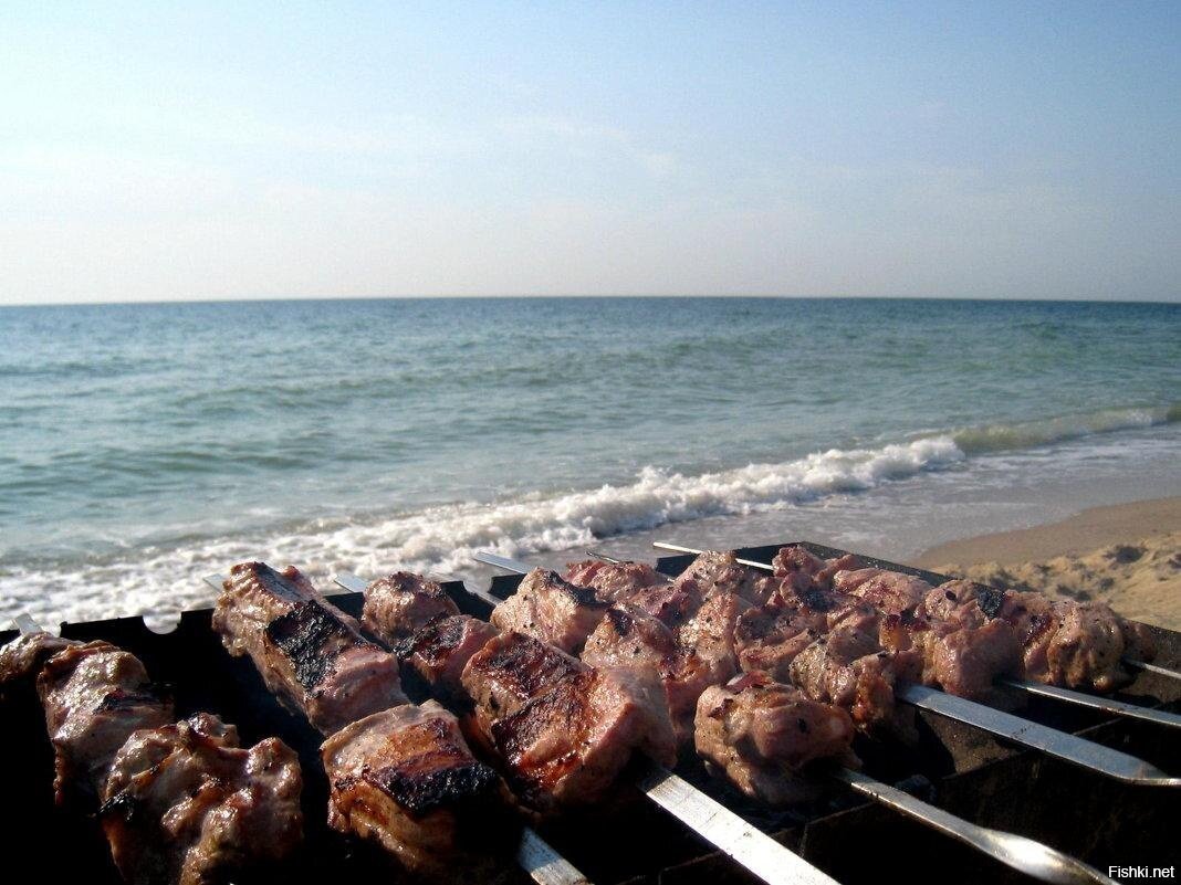 Шашлычок на море