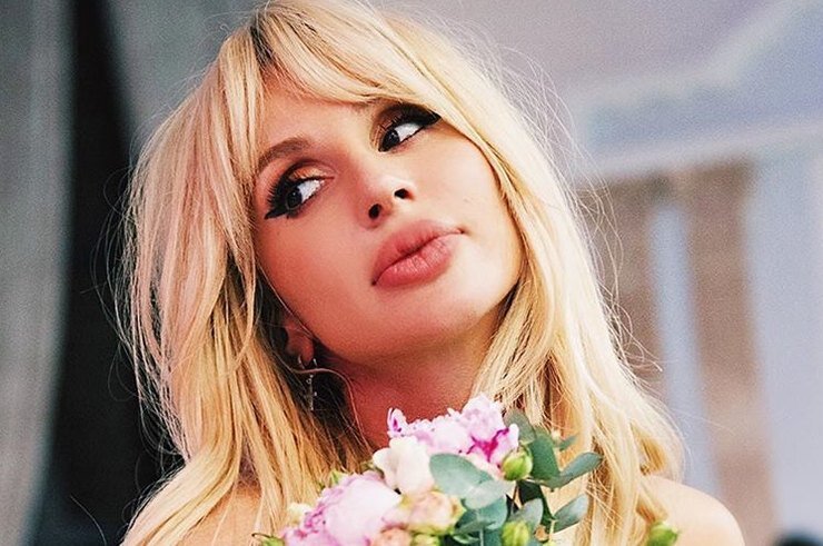  instagram.com/lobodaofficial