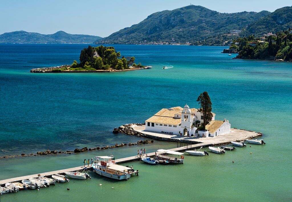 Let's travel the world!: The cosmopolitan island of Corfu, Greece! Corfu, Corfu 