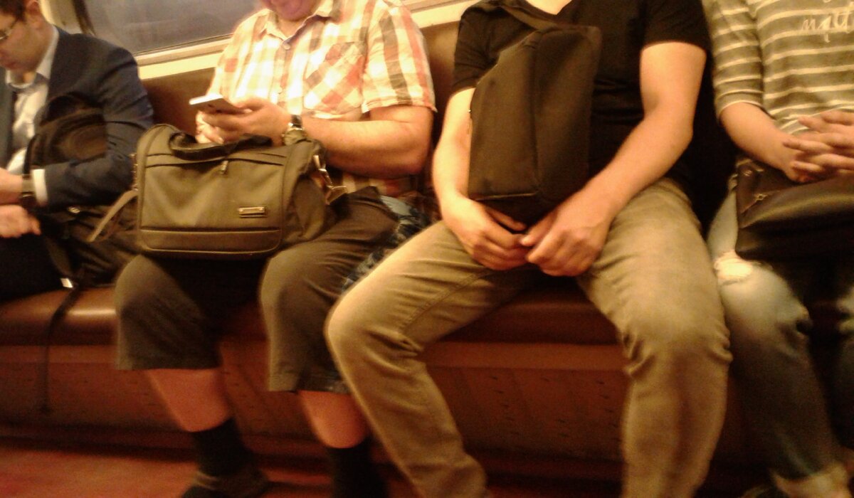 Фото сделано минувшим летом в московском метро.