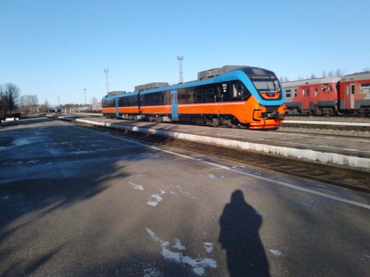 Автовокзал брянск дятьково. Ра3 рельсовый автобус Брянск. Рельсовый автобус Вязьма. Вязьма фаянсовая электричка. Электричка Дятьково фаянсовая.