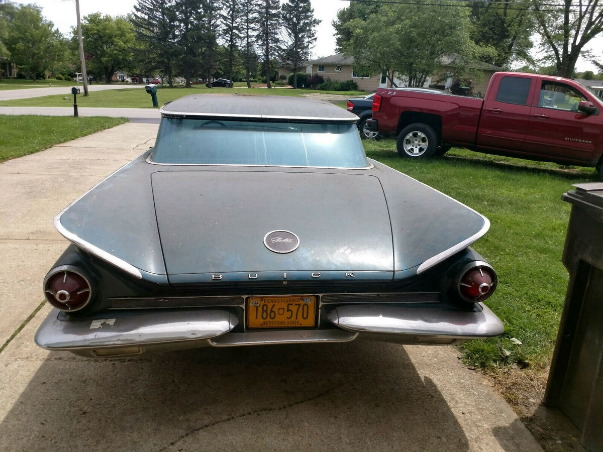 Buick Lacrosse 1960