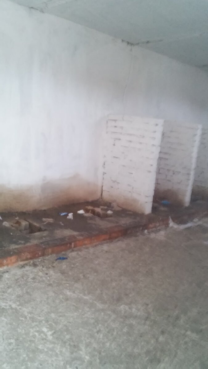 Вот этот прекрасный клозет на призывном пункте. 