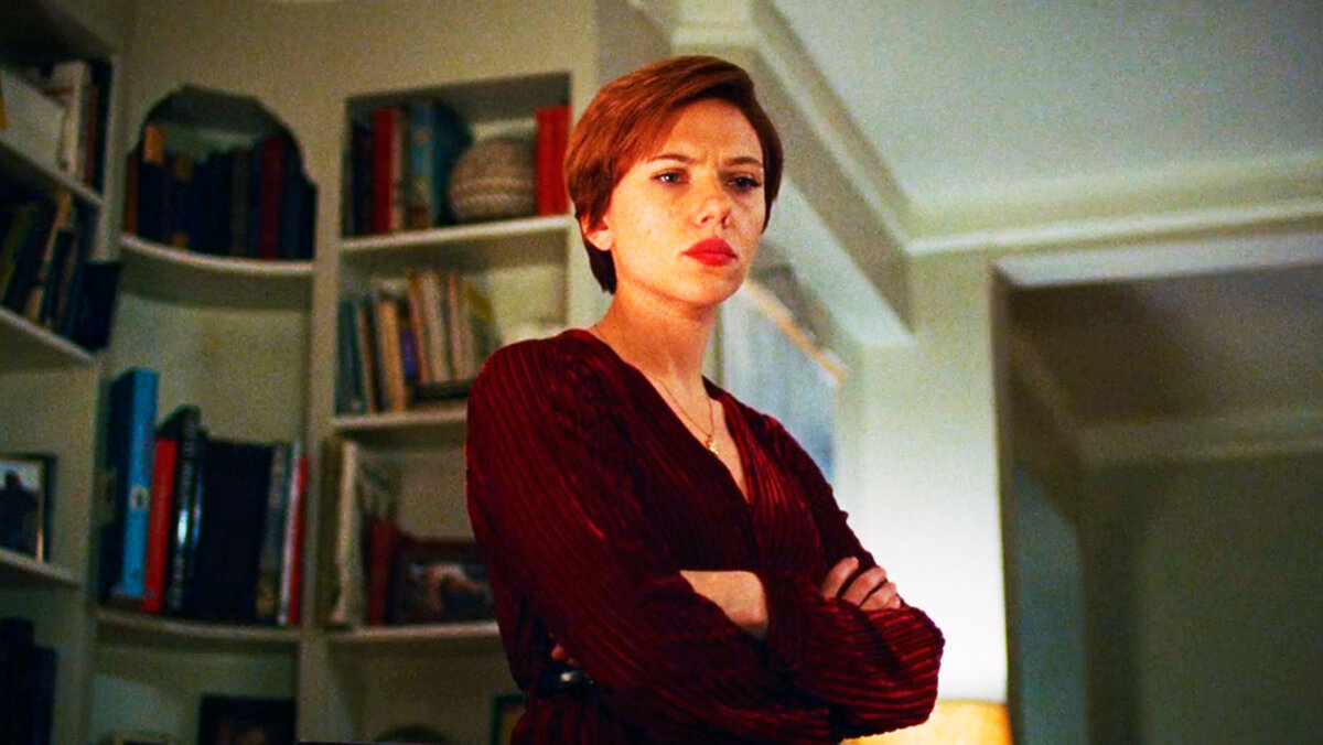 Николь в исполнении актрисы Скарлетт Йоханссон. Фильм "Брачная история"