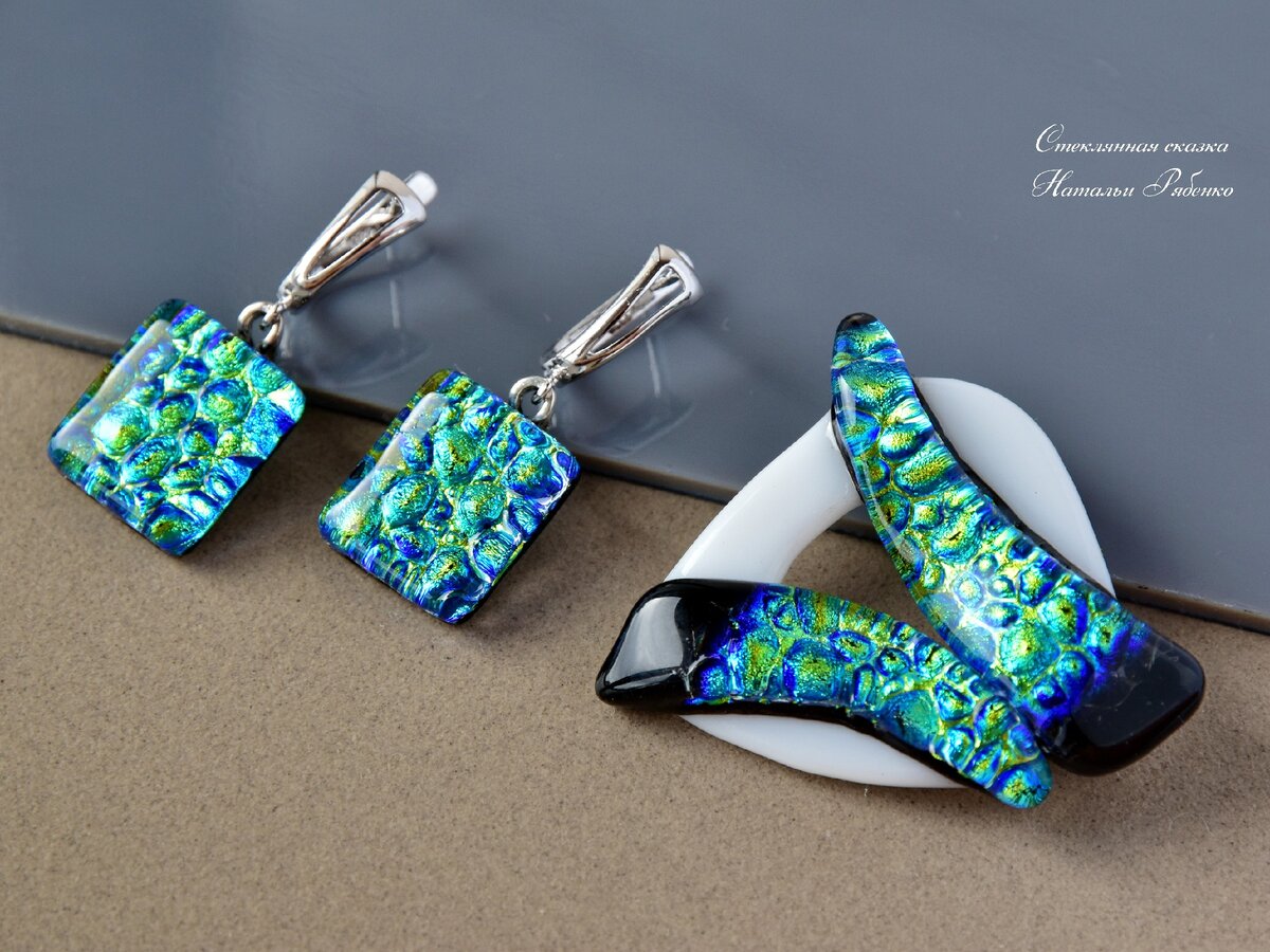 Художественное стекло. Швензы из серебра с родиевым покрытием. Фото автора