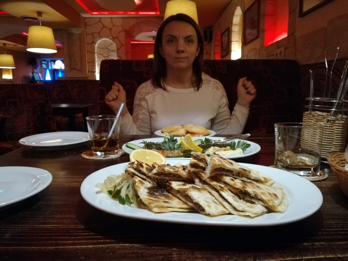 Поесть я любила и люблю. Грешна:)