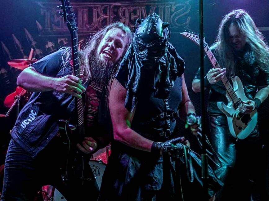 Участники группы Silver Bullet