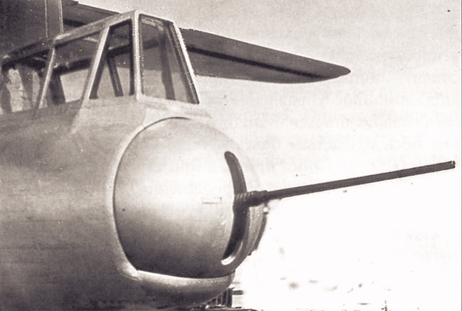 First 22. Ил-22 бомбардировщик. Бомбардировщик ил-22 1947. Реактивный бомбардировщик ил-22. Ил-28 Пушечная кормовая установка.