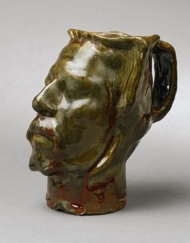 Скульптуры Поль Гогена. Керамика. Замысел в этих фигурках говорит об их пламенности и драматичном характере.