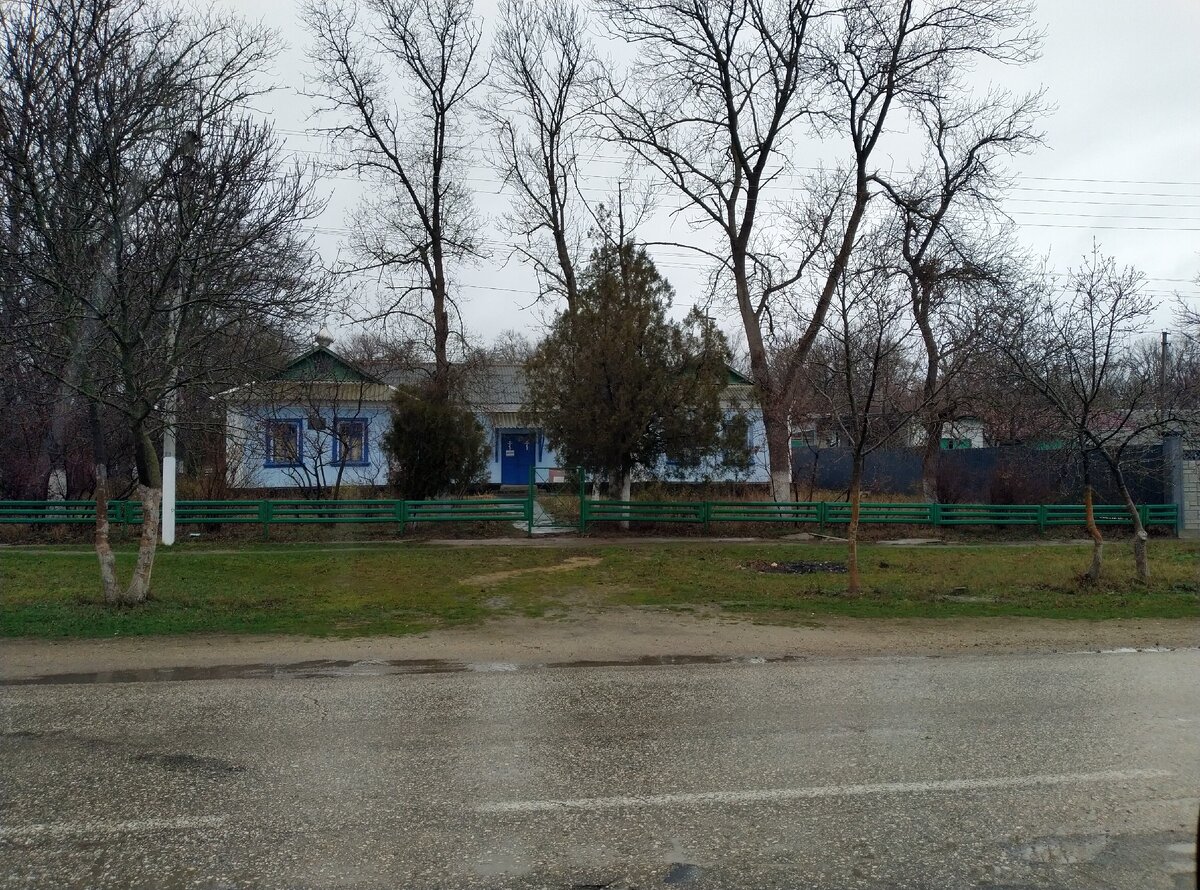 Храм святителя Николая, архиепископа Мир Ликийских