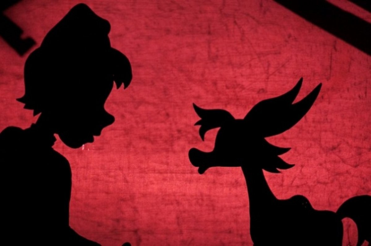    29 октября - день рождения сказочного персонажа.