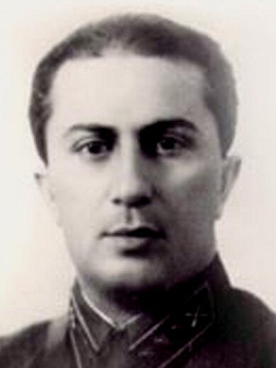 Джугашвили Яков Иосифович 