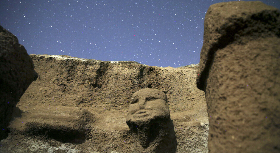    Посмотрите на каменное лицо и другие интересные археологические открытия