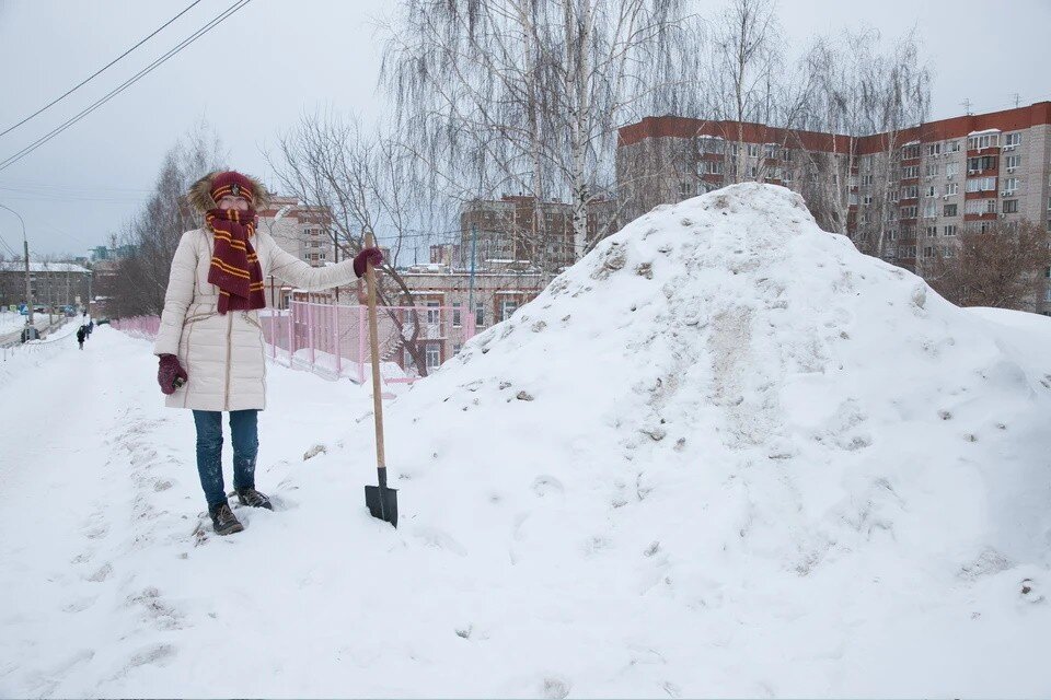     В Подмосковье выросли январские сугробы до 30 сантиметров Сергей ГРАЧЕВ