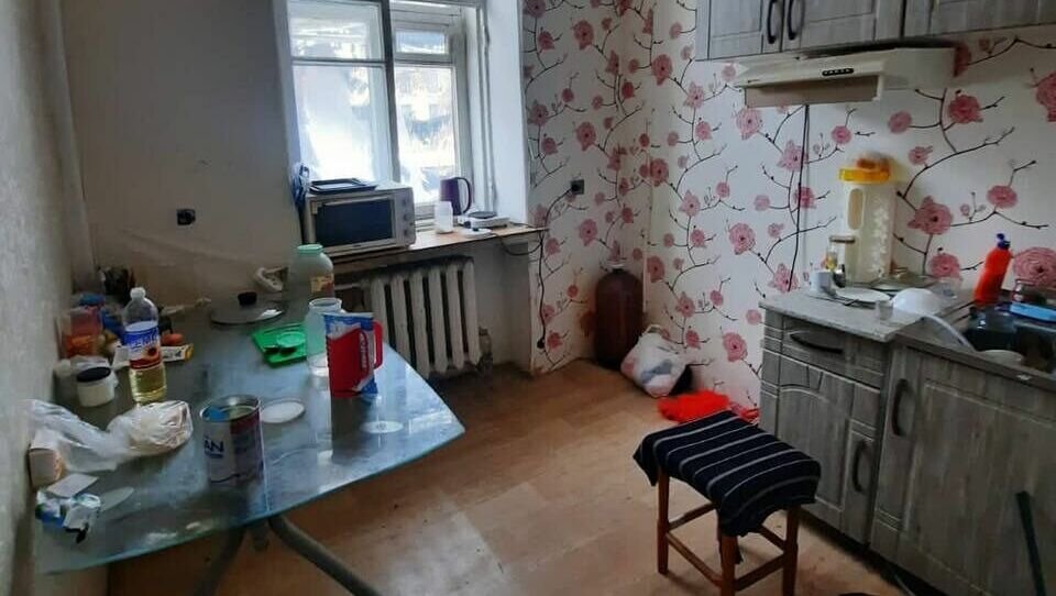     В Тюмени задержали 31-летнего местного жителя. Ему предъявлено обвинение в убийстве своего 43-летнего друга.