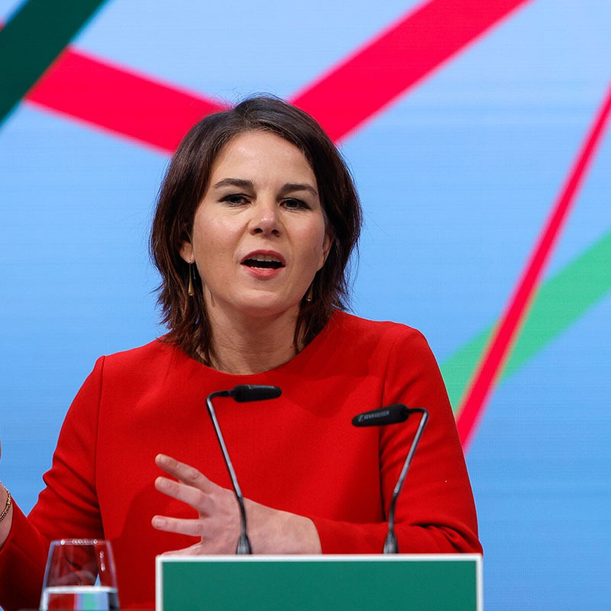 Министр иностранных дел фрг анналена бербок. Министр мид фрг бербок. Министр мид фрг бербок. Бербок глава мид. Бербок википедия биография.