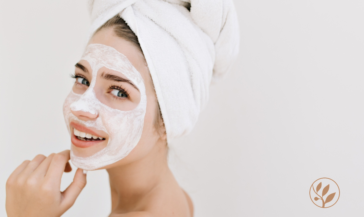 Проводить химический пилинг дома небезопасно. И на это есть ряд причин.