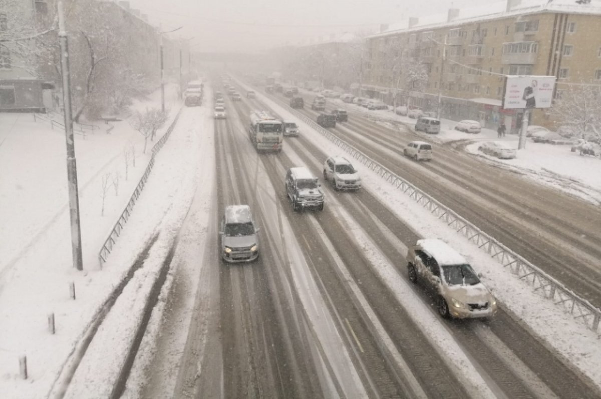    Снегопад стал причиной 74 ДТП в Омске