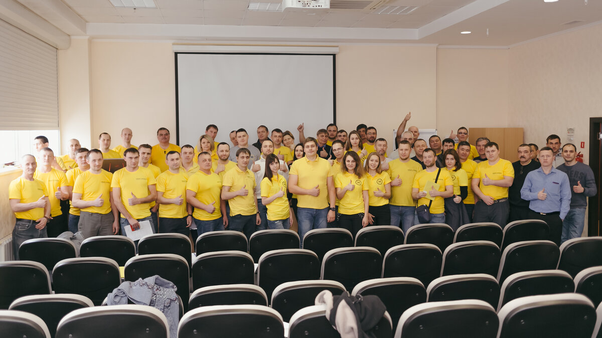 Наша команда Новый Уровень .