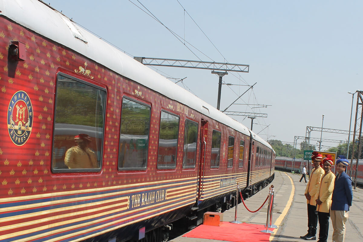 Фото с сайта maharajas-express.ru