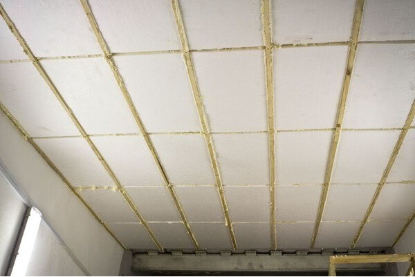 Как сделать потолок под покраску в квартире
