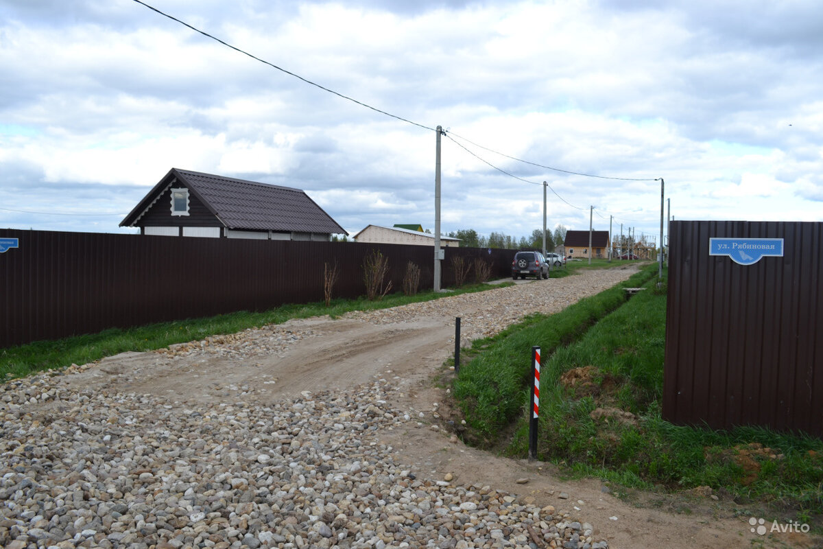 Дорога посыпанная щебнем