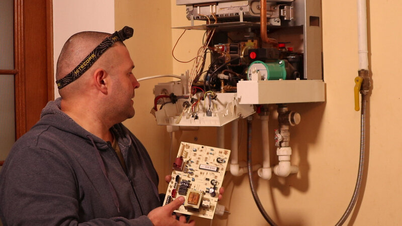 Сломалась плата управлением котла Viessmann Vitopend 100