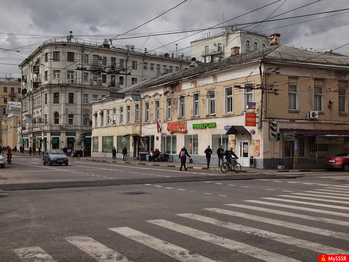 Покровские ворота где находятся в москве фото