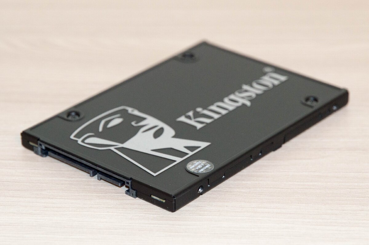 Kingston KC600 256GB