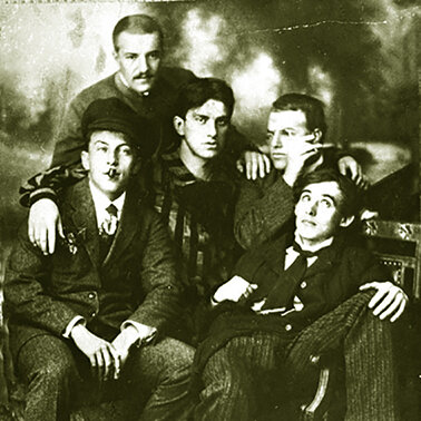 Алексей Кручёных, Бурлюки, Владимир Маяковский, Бенедикт Лившиц