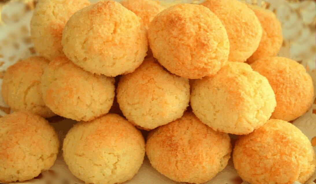 печенье с кокосовой стружкой.