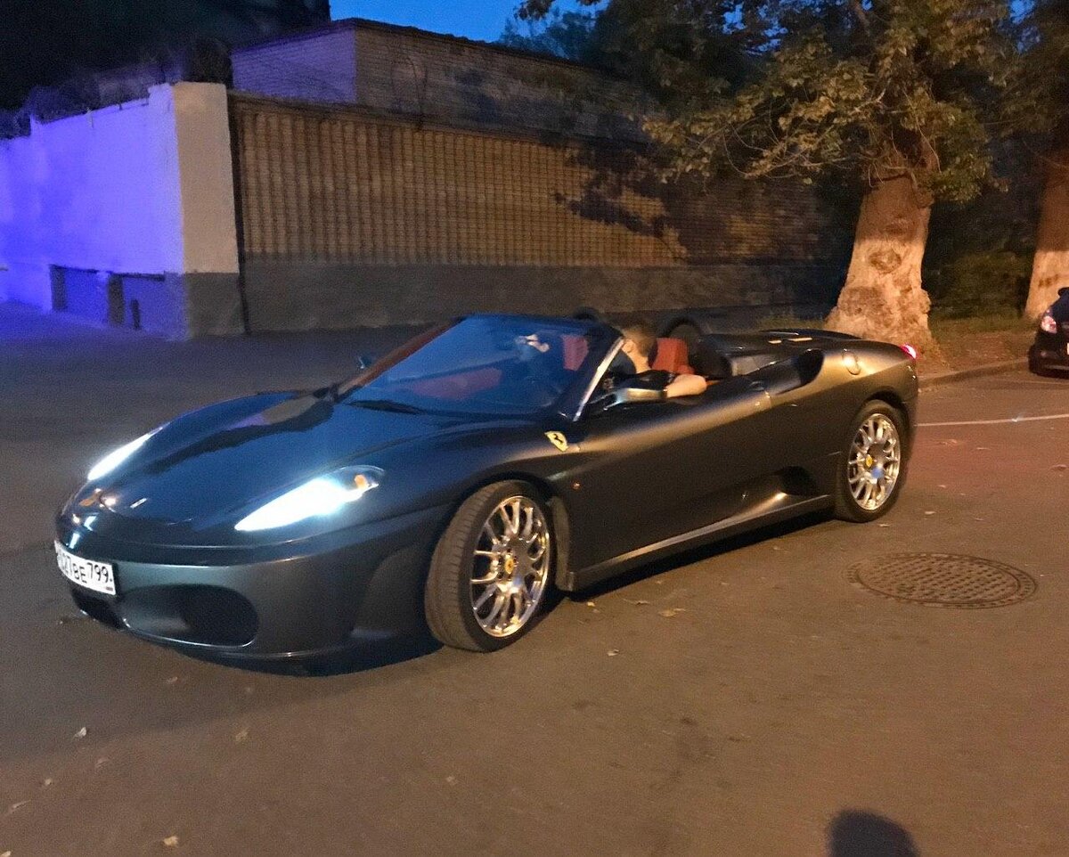 Ferrari за 4000 рублей в Москве. Мой опыт поездки на таком авто | Про спорт  и экстрим | Дзен