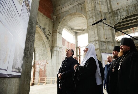 Патриарх Кирилл посетил строийку храма в Салехарде, 2015 год.Фото: Слуцко-Солигорская епархия