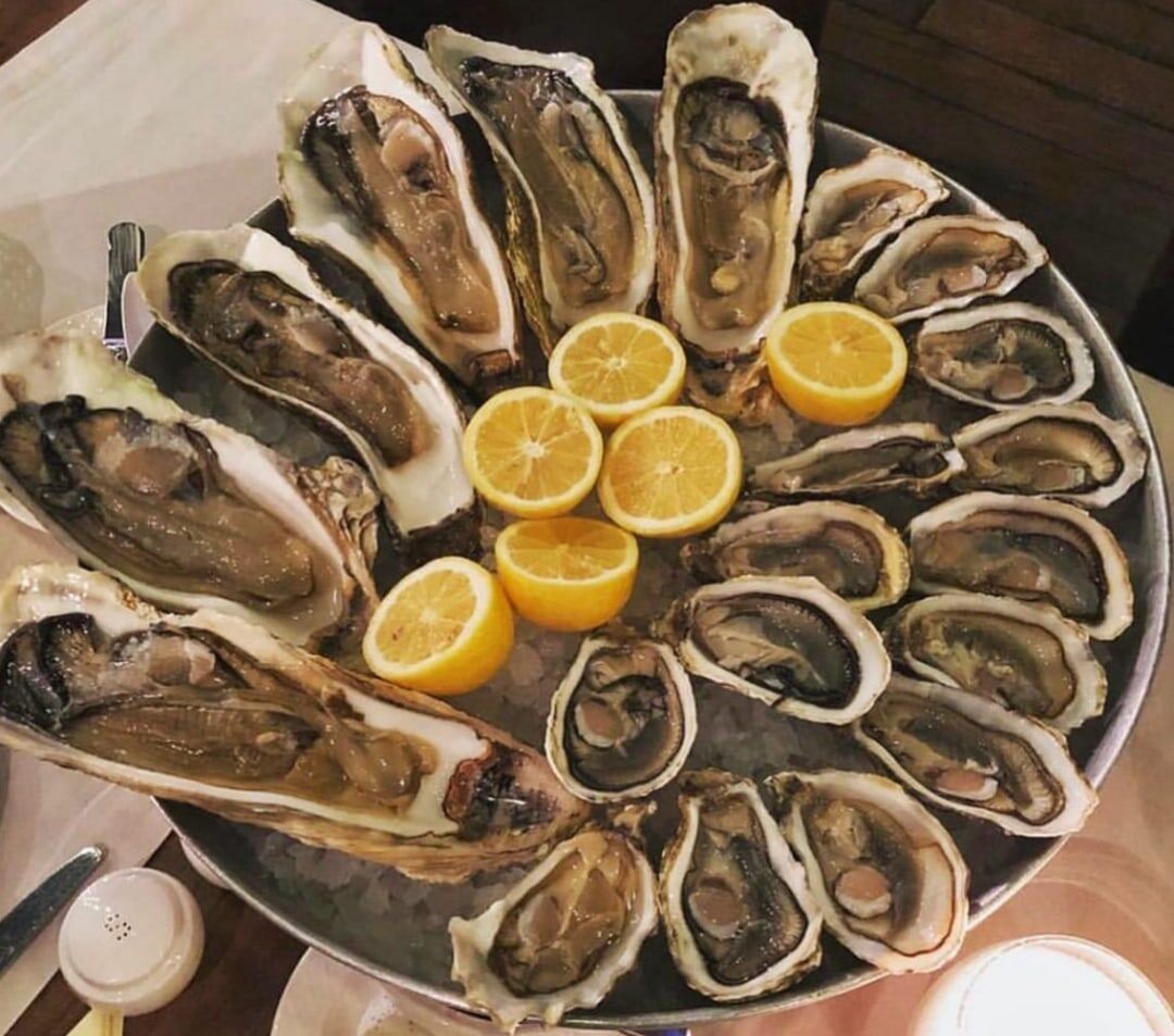 морепродукты- это лидер по сдержанию цинка, в особенности мидии, креветки и моллюски.