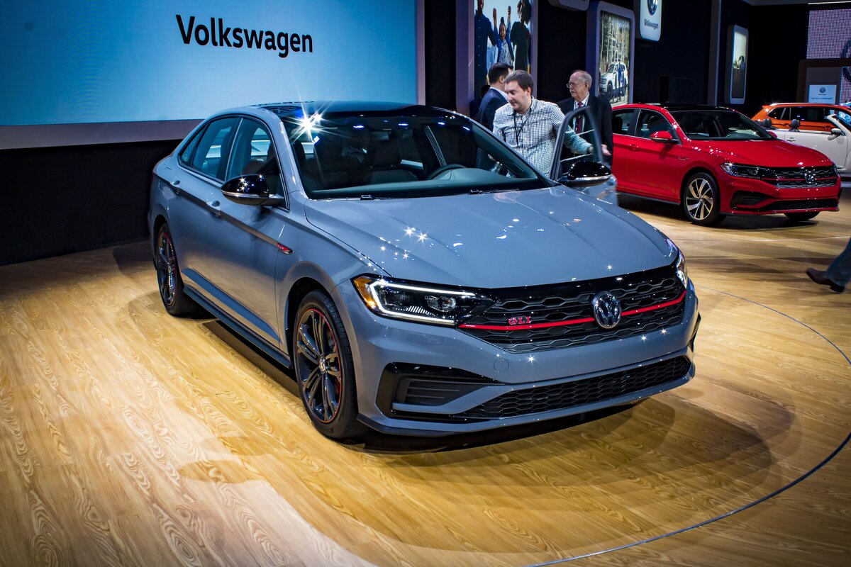 Volkswagen Jetta 2020 r line