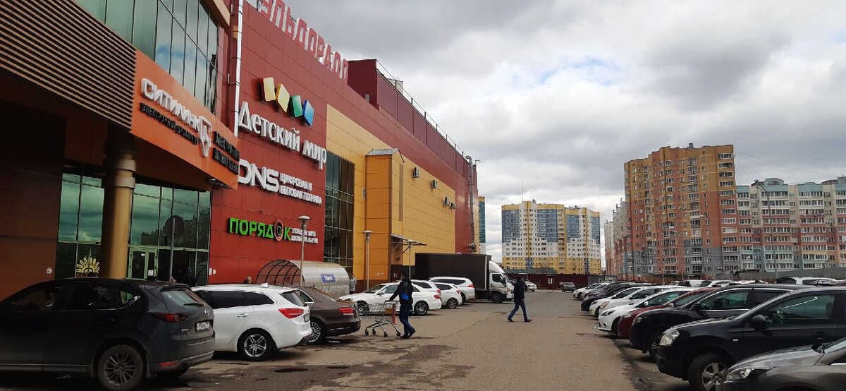 Владельцы открывшихся магазинов рассказывают, что выручки пока практически нет. Фото: Правила Покупки