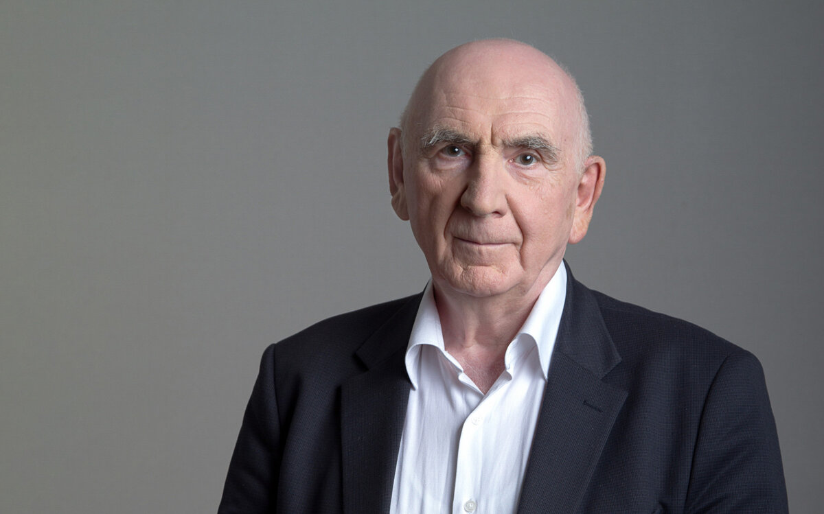 джон ромеро молодой. создатели легенды. создатели легенды. создатели легенды. допинг в древней греции.