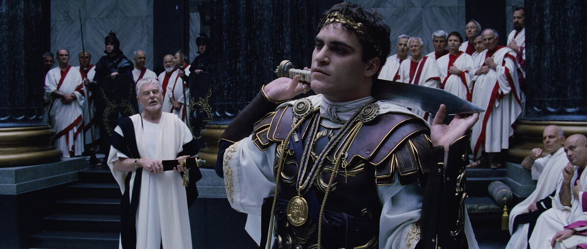 Хоакин Феникс в роли Коммода в фильме "Гладиатор"