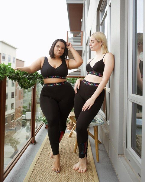 Смотреть галерею123...12Дениз Мерседес и Мария Кастелланос — блогеры с миллионной аудиторией