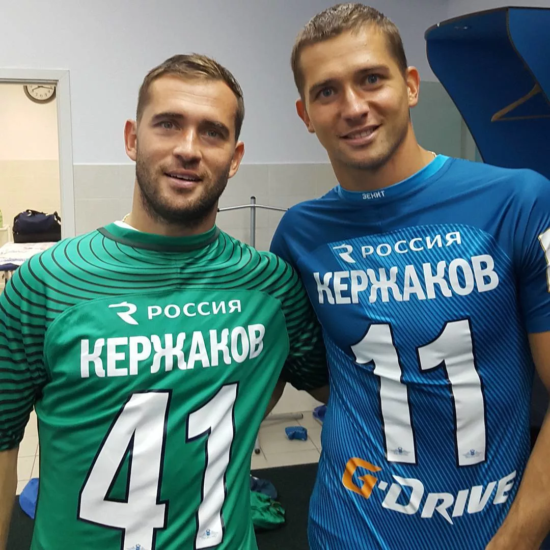 Братья Александр Кержаков и Михаил Кержаков