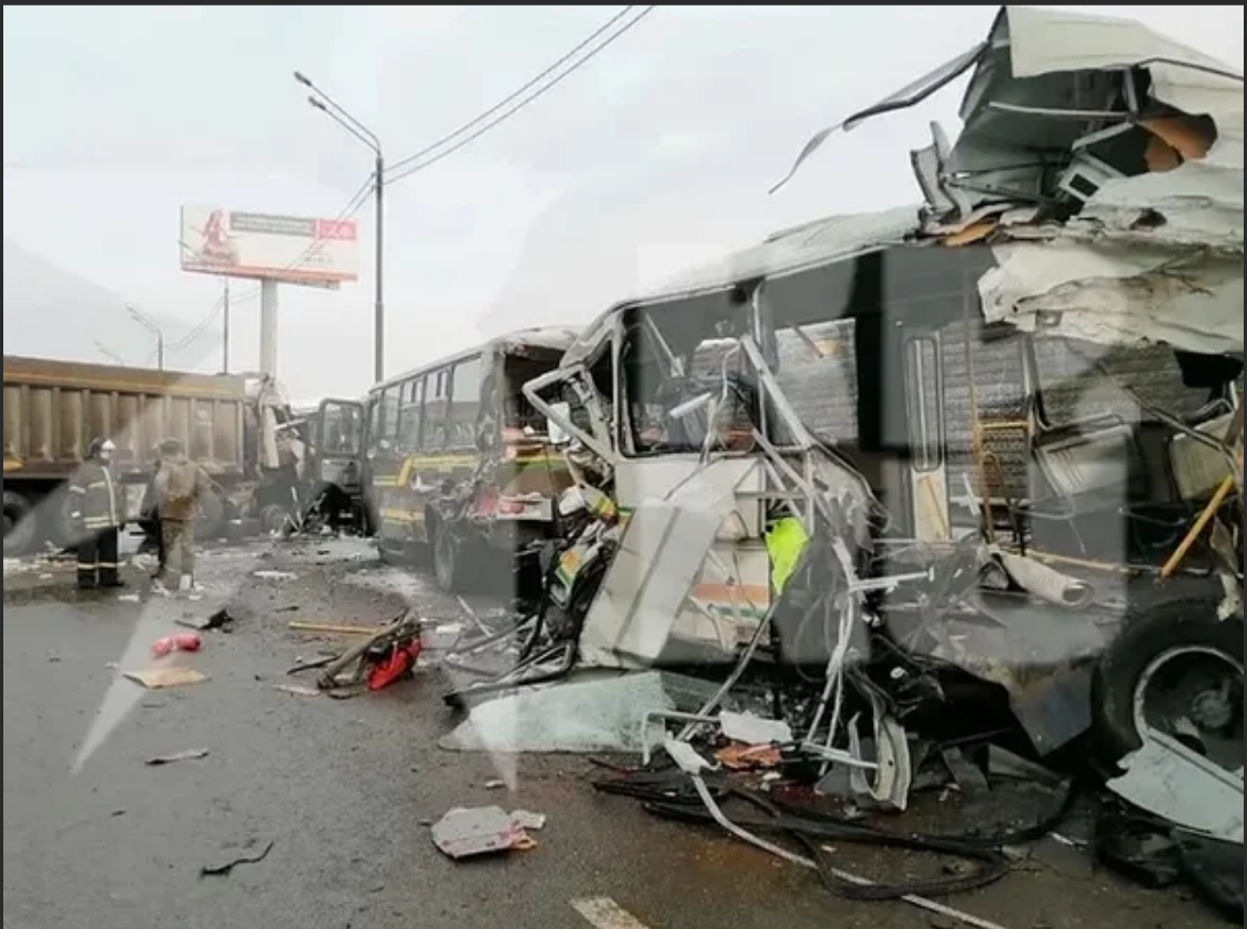 Трагедия на Новорижском шоссе не может не поднимать вопросов к участникам движения и состоятельности нынешних ПДД.