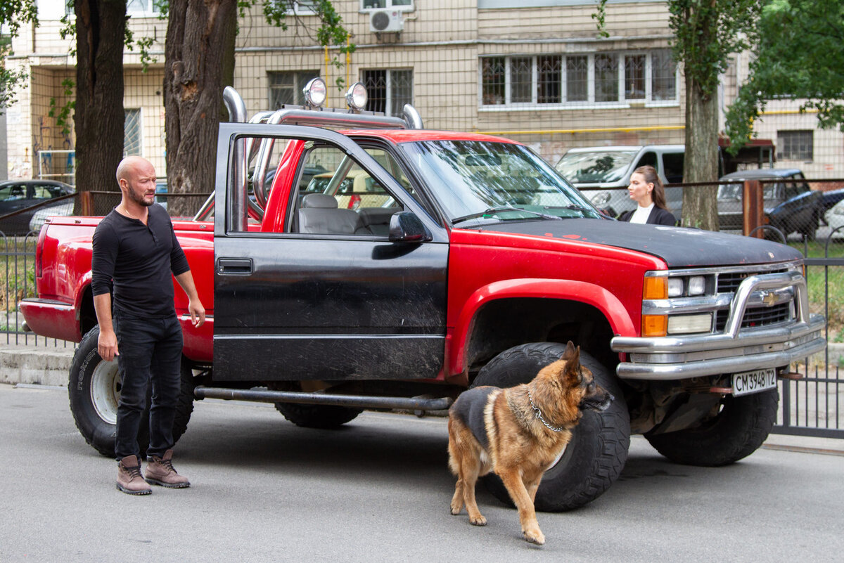 Кадр из сериала "Пес". Изображение из открытых источников.