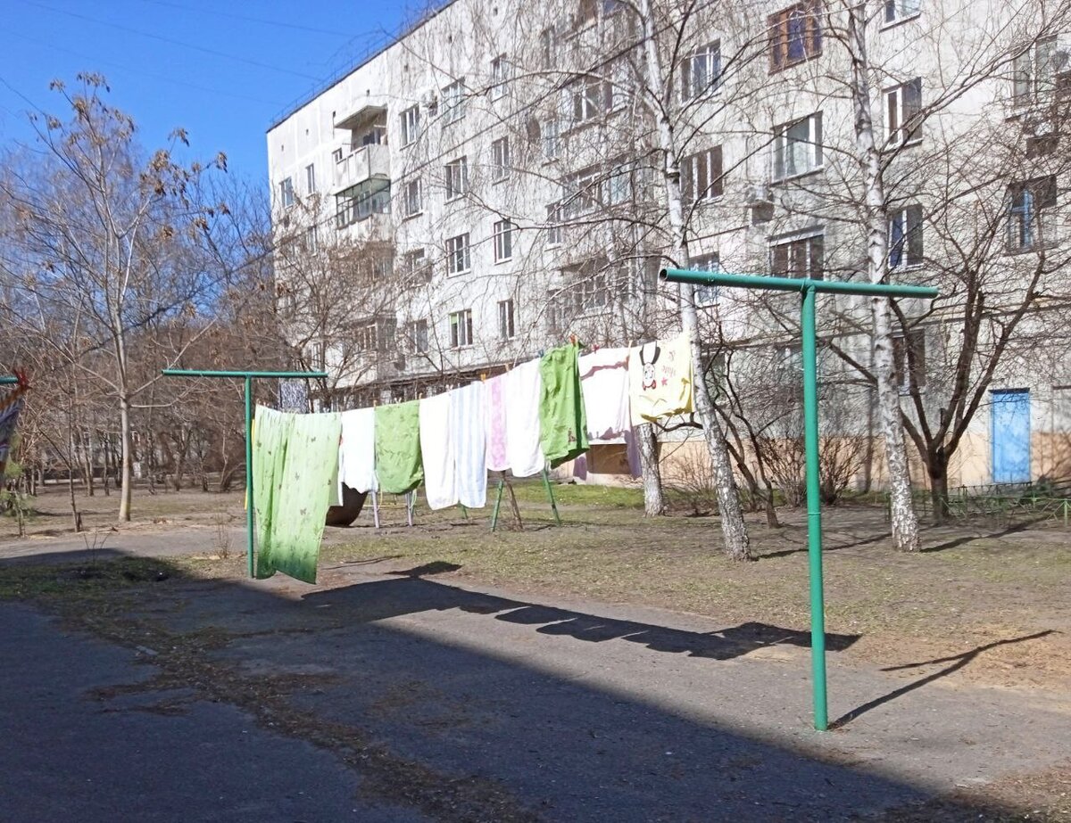 Uscați hainele afară