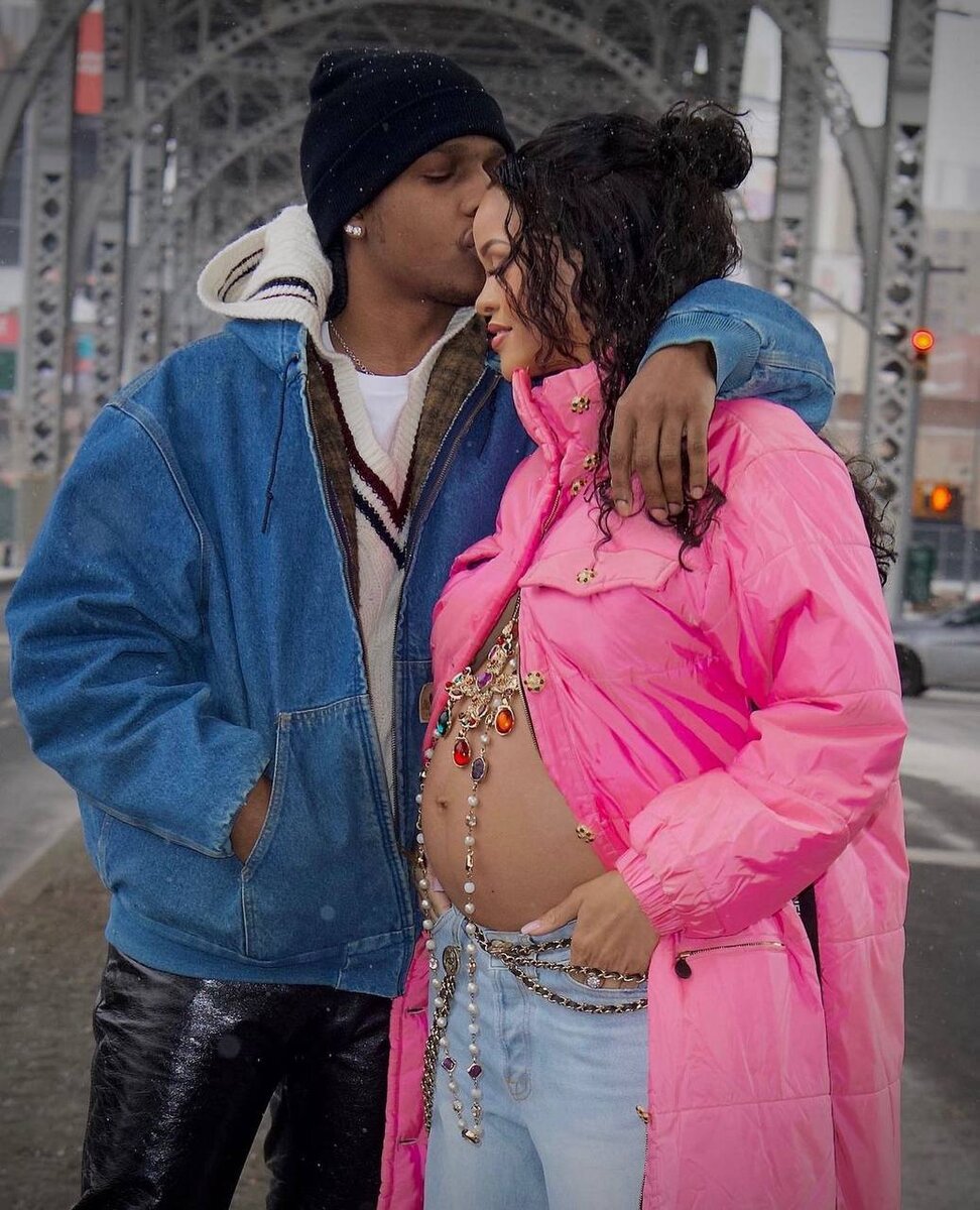    A$AP Rocky и РианнаСоцсети