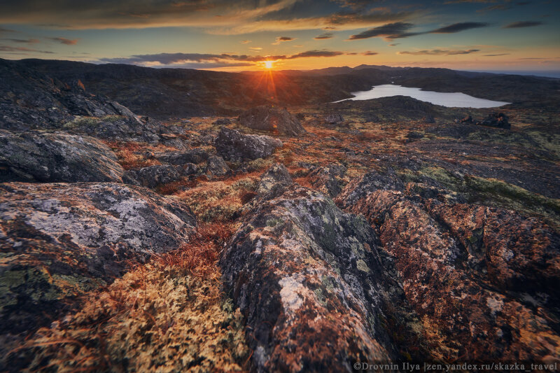 Хребет Муста-Тунтури