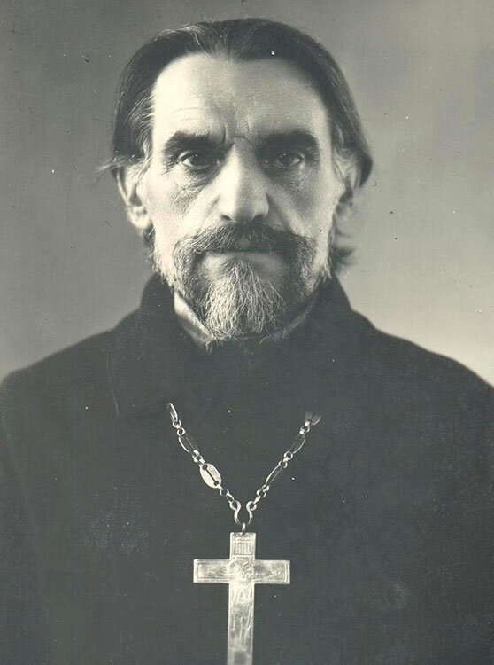 Отец Серафим