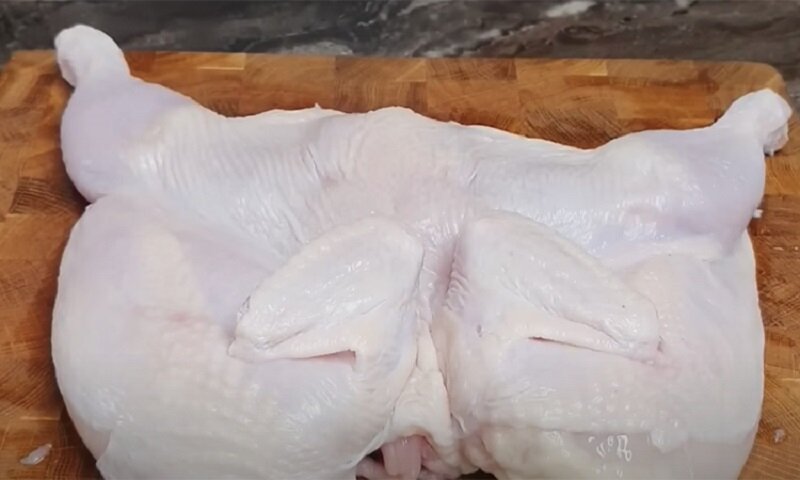 Цыпленок Тапака в медовом соусе 